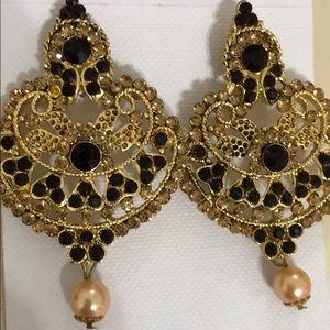 Gorgeous NWT desi indian paki earrings shaadi gold